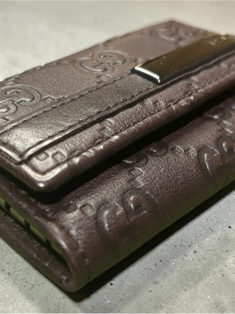 Gucci compact key